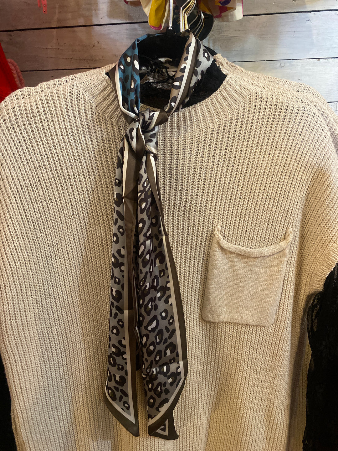 Twilly Scarve