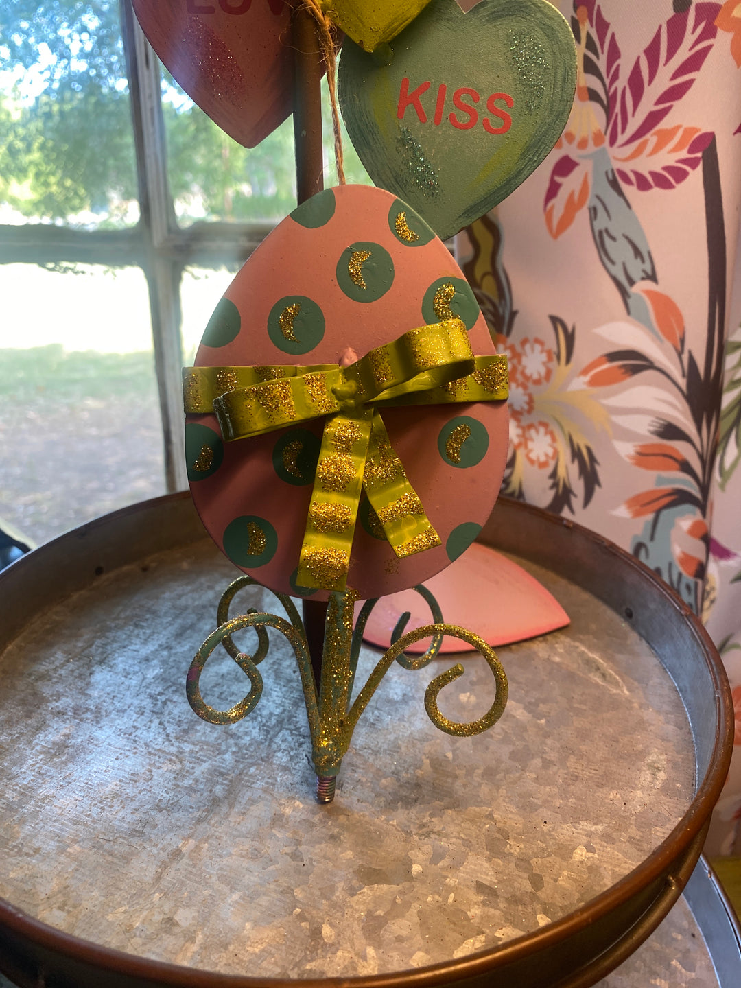 Round Top Collection polka dot egg with bow finial