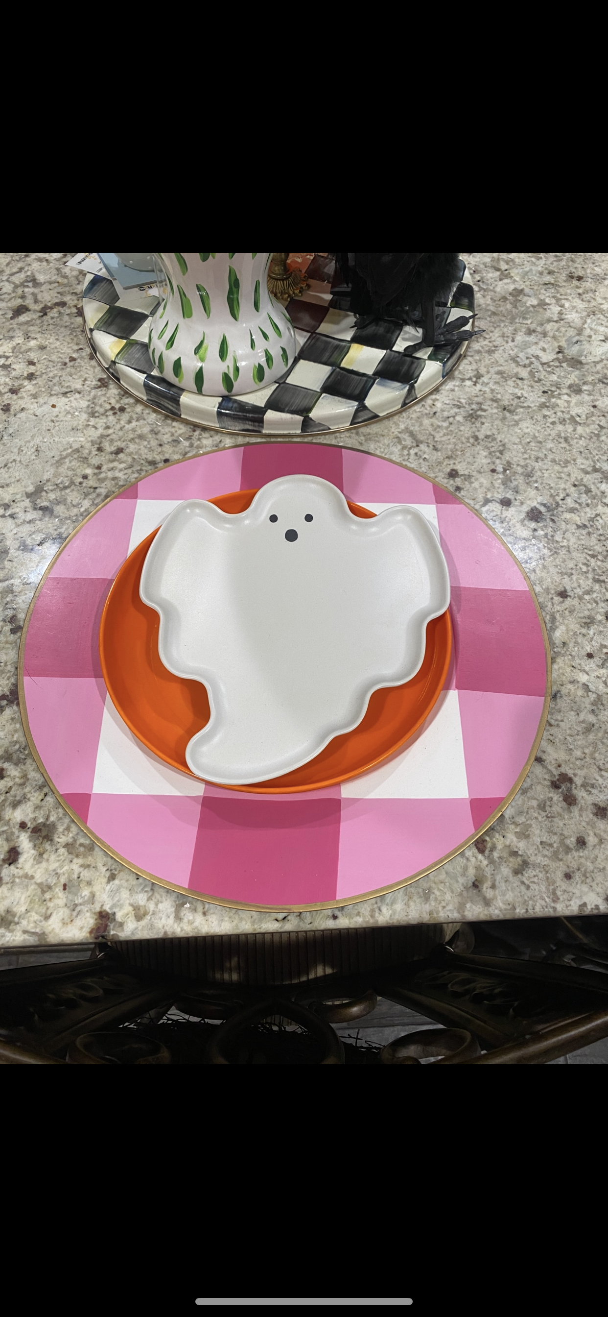 Ghost plates