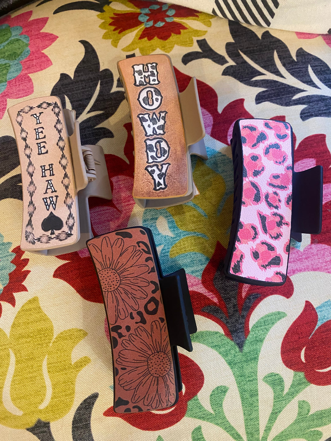 Claw clips