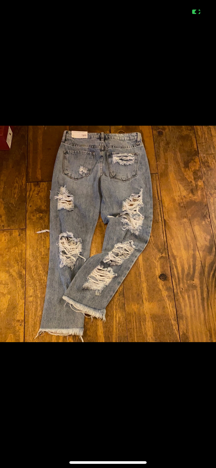 Distressed high waisted jeans